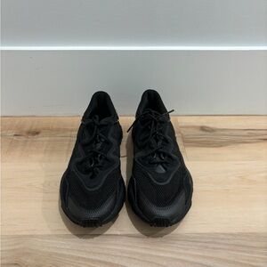 adidas Men's Black Sneakers